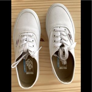 White Authentic Pro Vans